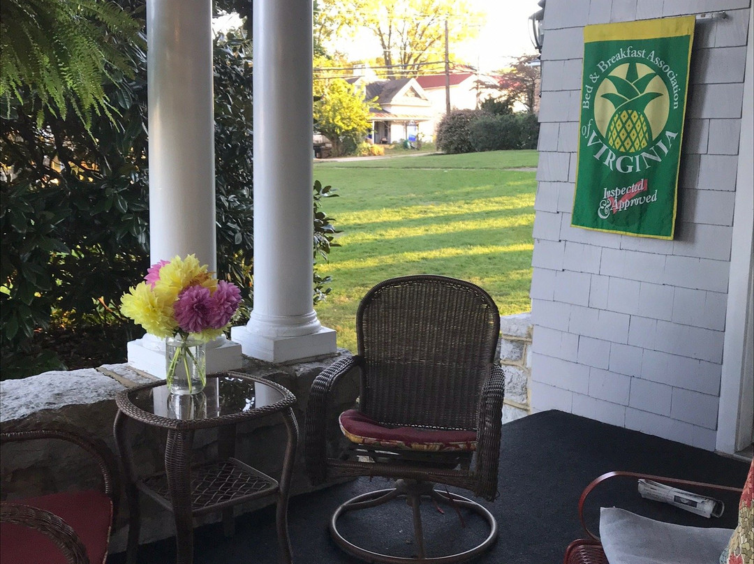 Friendly City Inn B&B主图