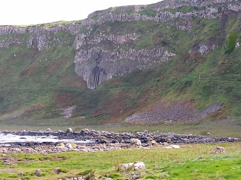 Portstewart Strand - National Trust景点图片