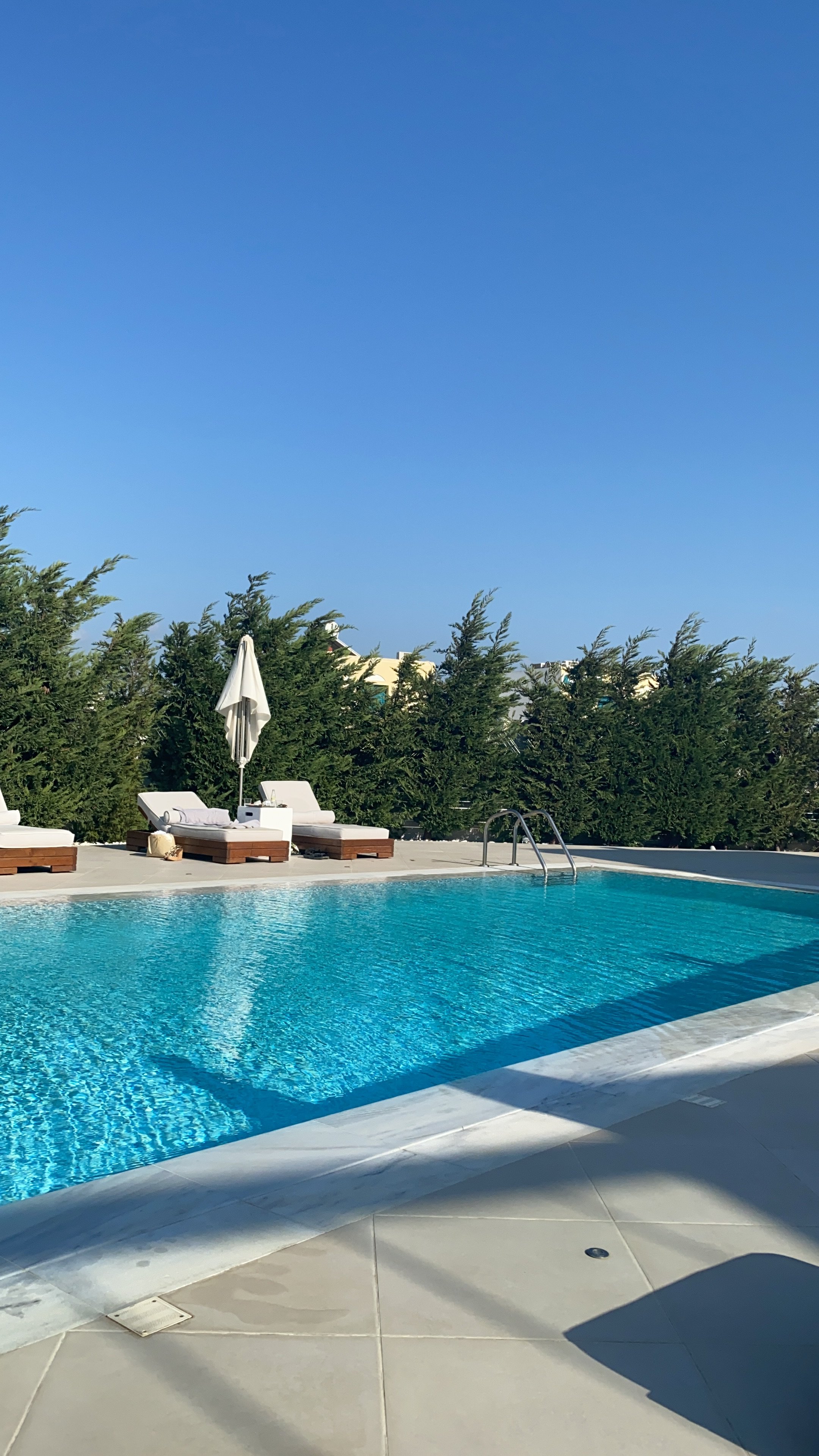 18 Grapes Hotel-泳池