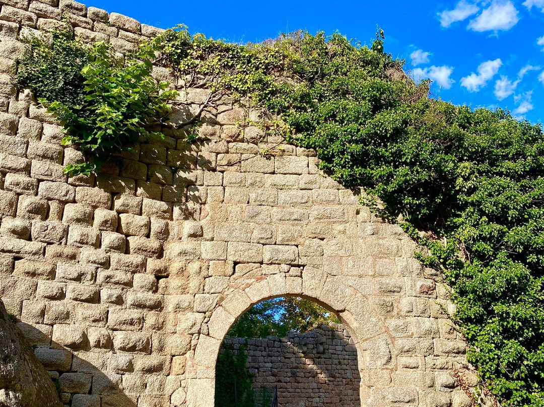 Bernstein Castle景点图片