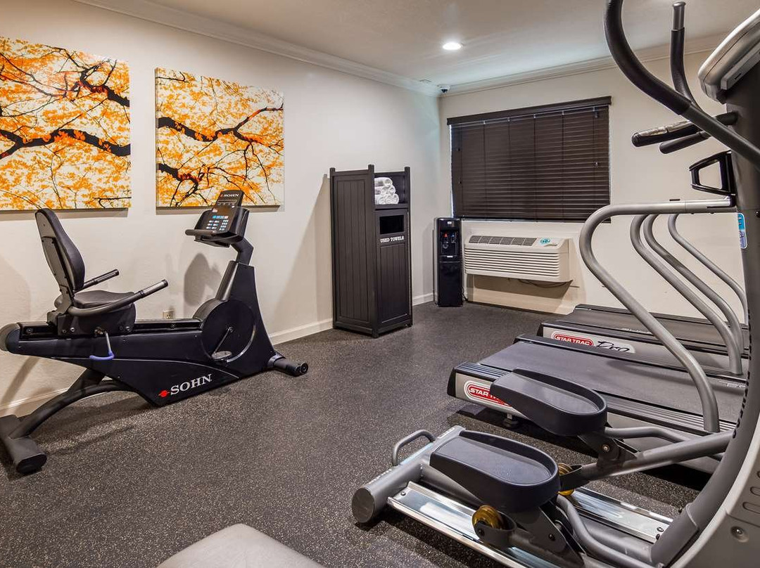 Best Western Town & Country Lodge主图