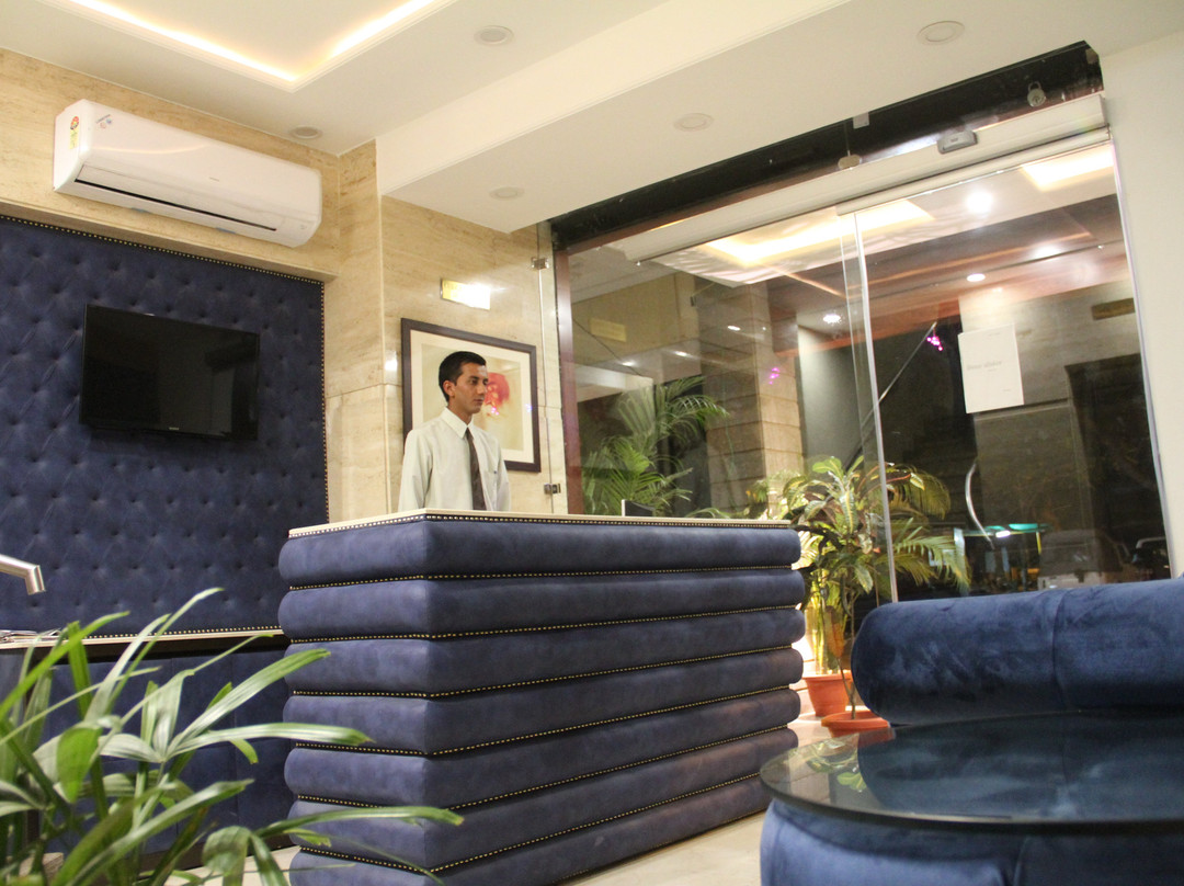 Hotel the Zodiac主图