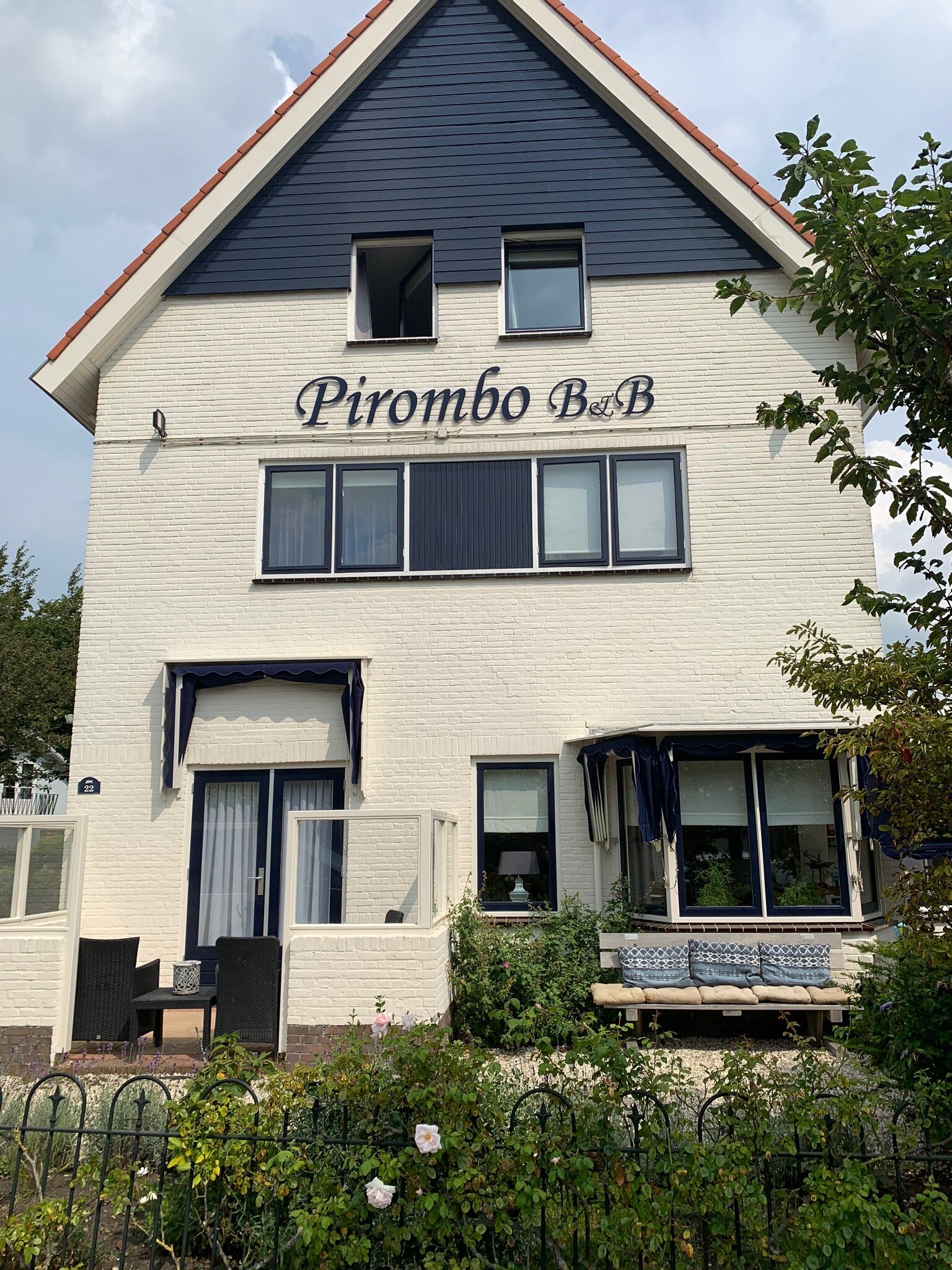 Pirombo Bed & Breakfast-官方