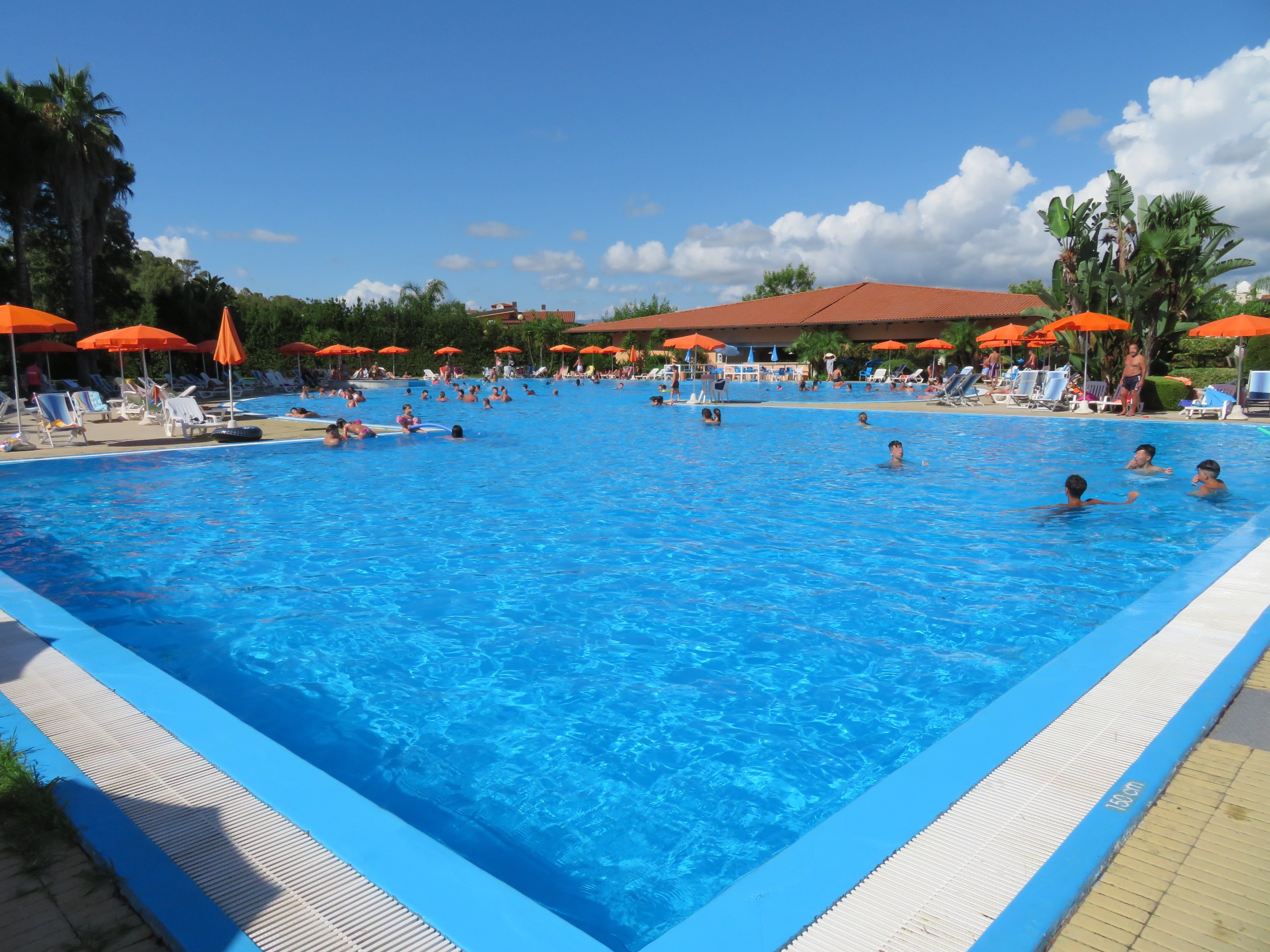 Pizzo Calabro Resort-泳池