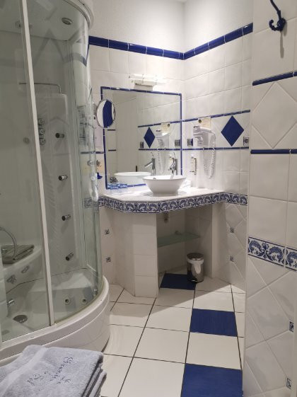 Hotel-Restaurant Le Grenier a Sel主图