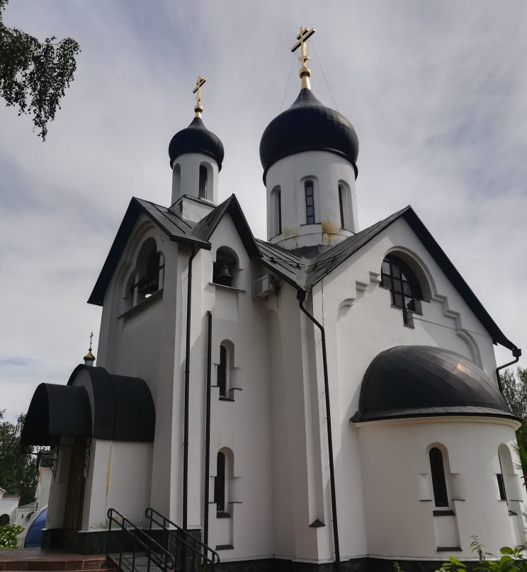 Temple of Martyrs of Podolsk-Shishkin Les必去景点