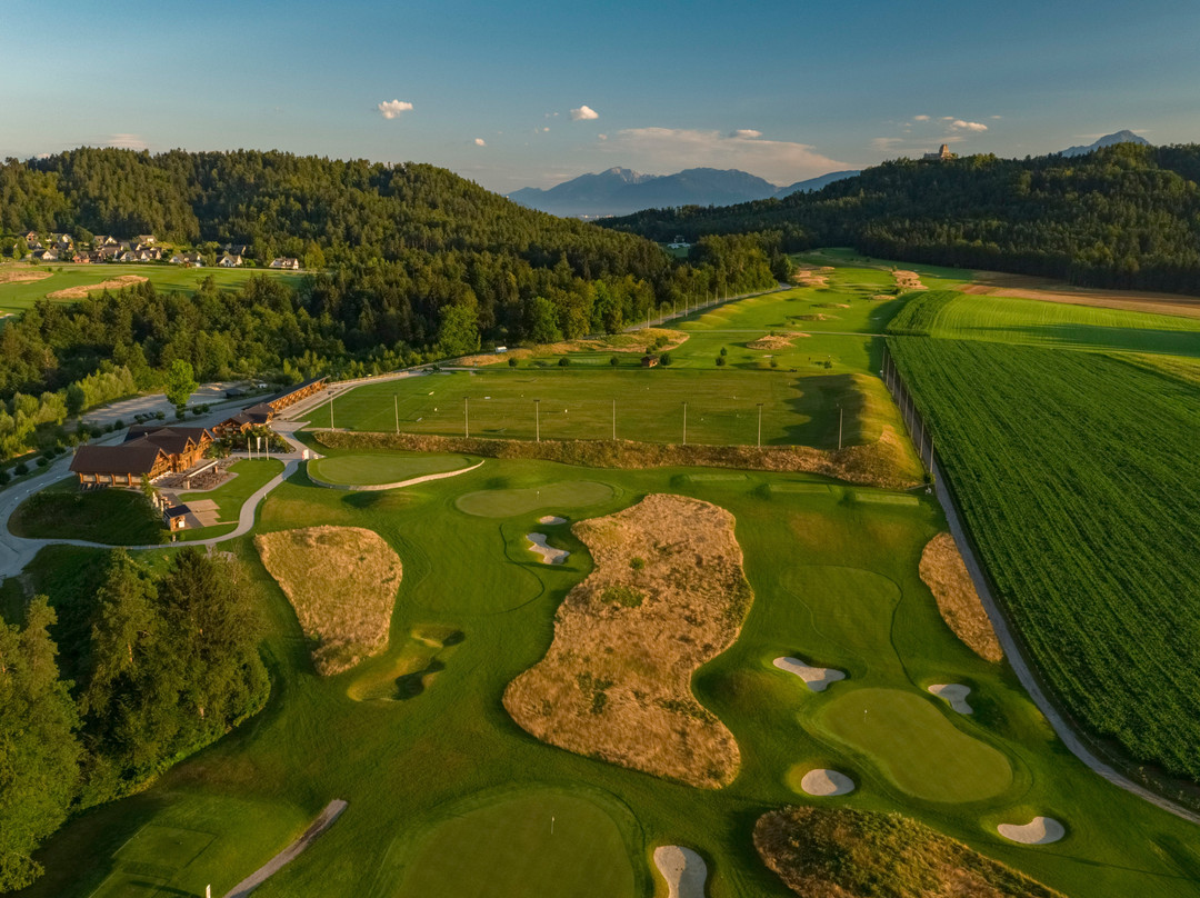 CUBO Golf course Ljubljana景点图片