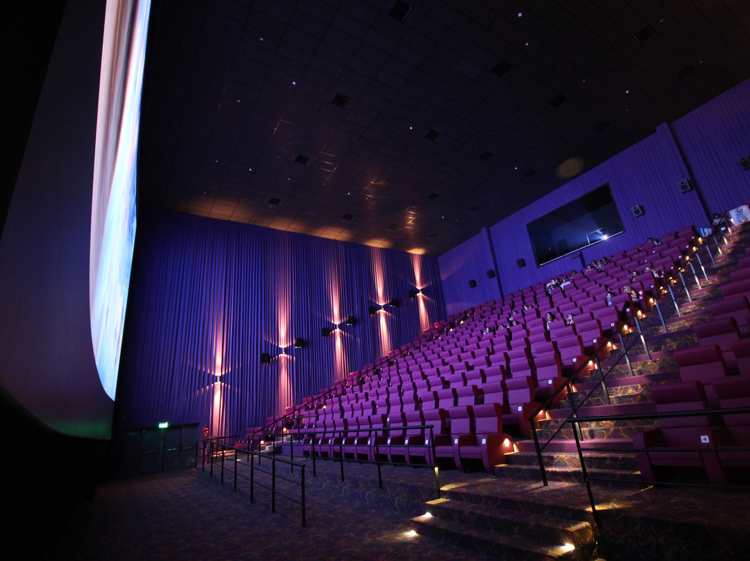 Cines Multiplex Palmas del Pilar-Pilar必去景点