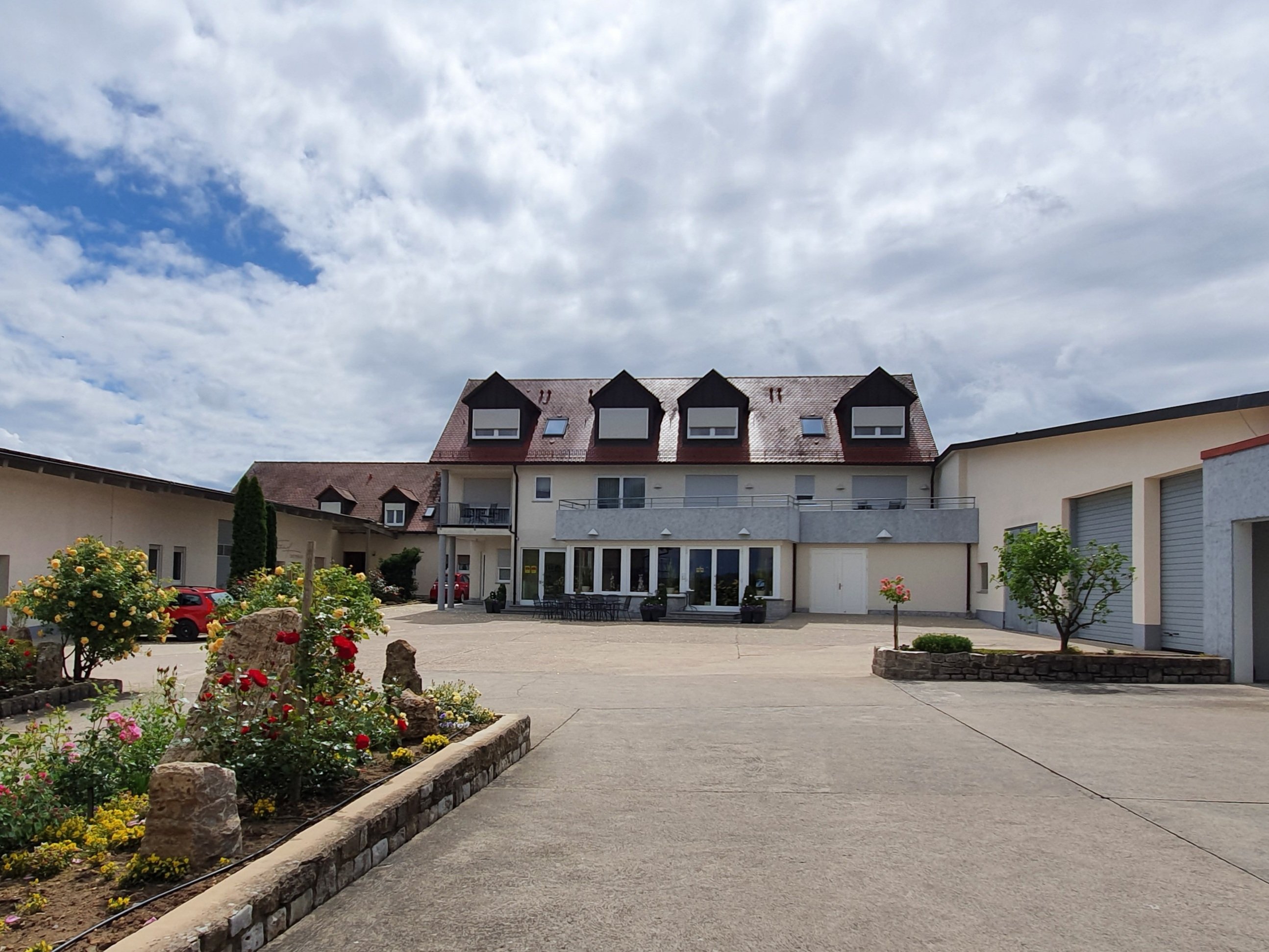 Weingut & Gästehaus Felshof-官方