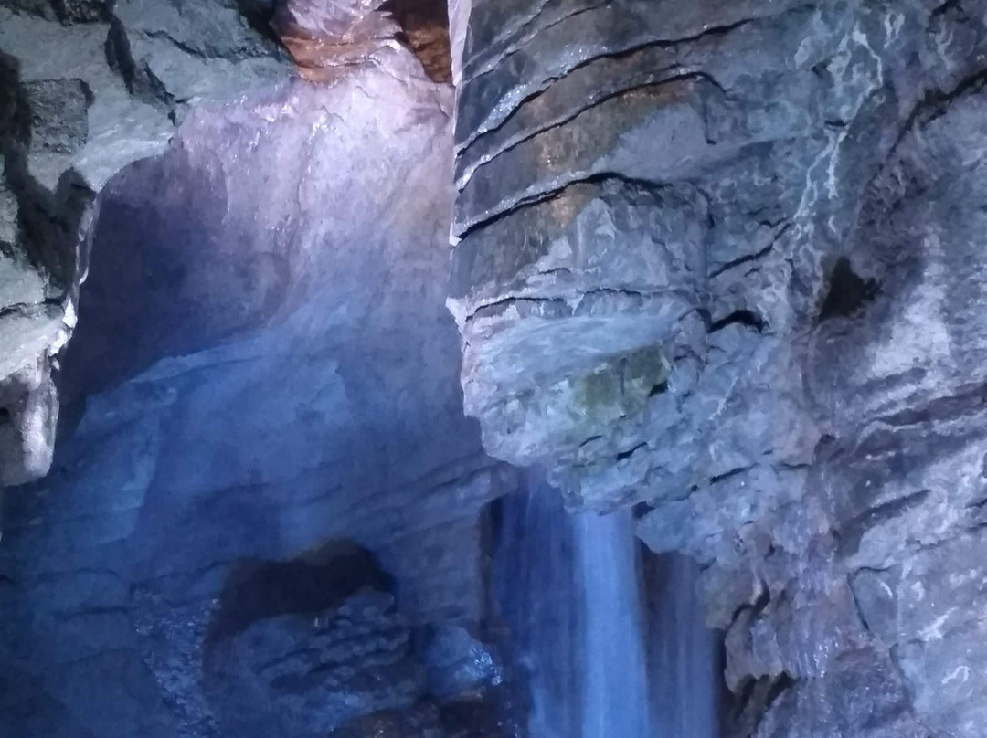 Parco Grotta Cascata Varone景点图片
