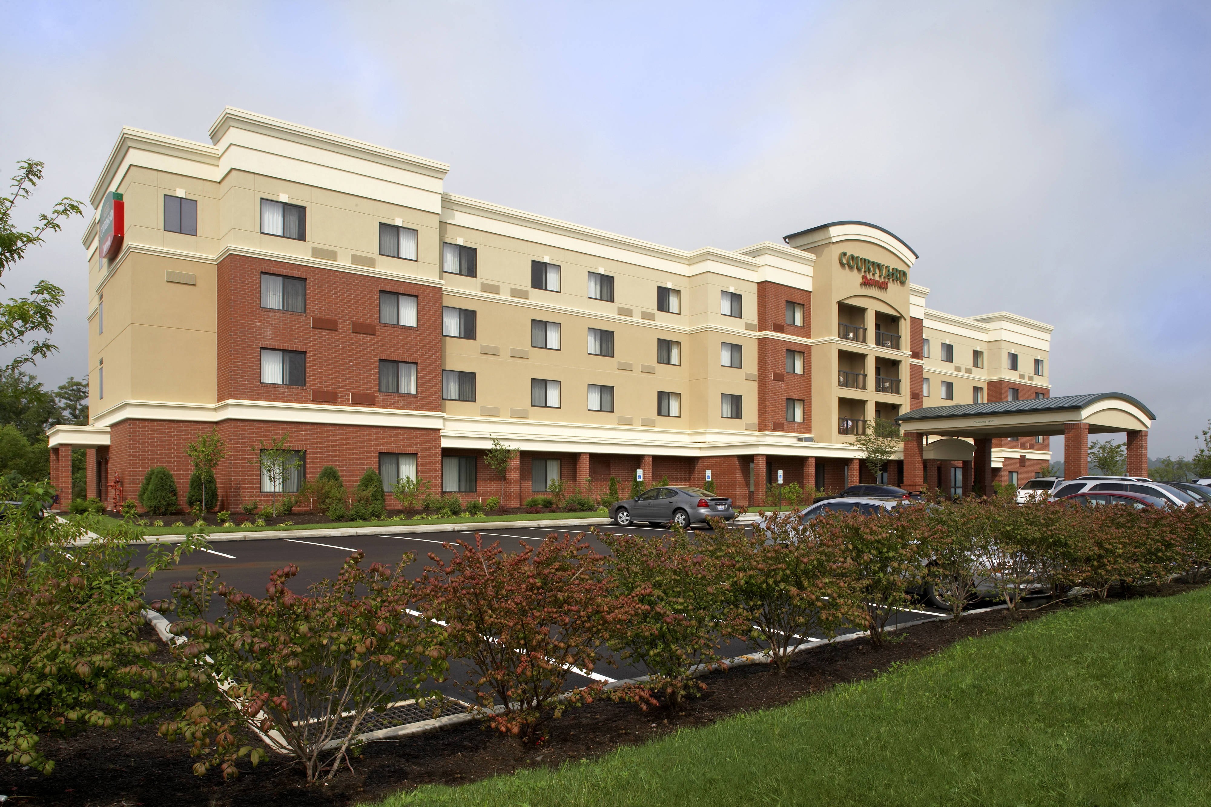 Courtyard Pittsburgh Greensburg-官方