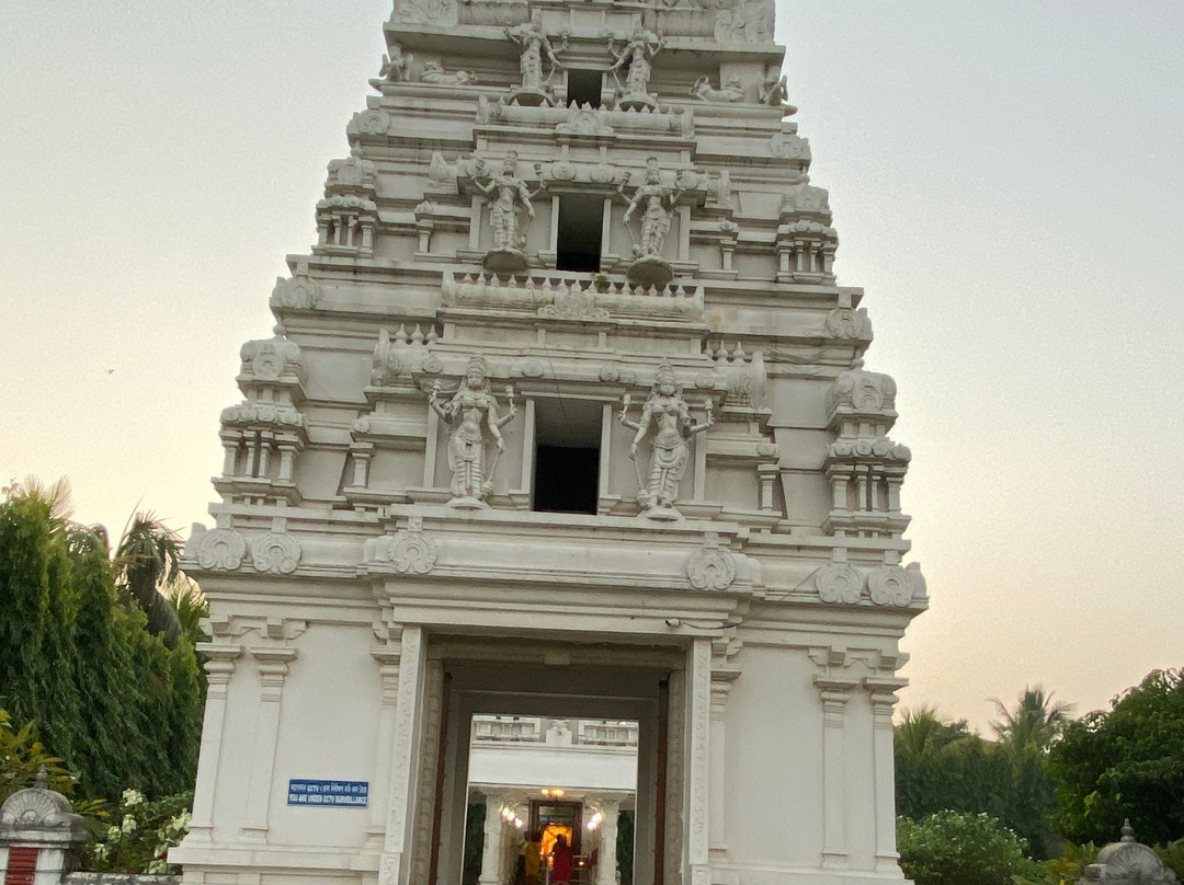 Purva Tirupati Shri Balaji temple景点图片