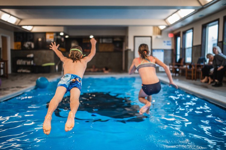 灰狼套房酒店-官方