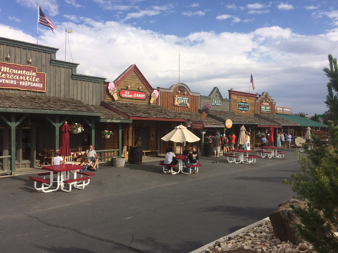布莱斯维尤小屋酒店主图