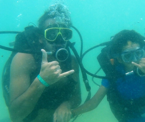 Submerso Scuba Diver-嘎林海斯港必去景点