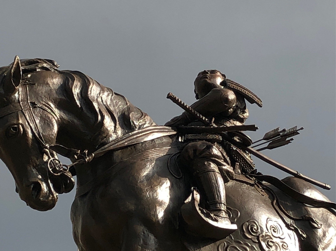 Horse-Riding Matsudaira Naomasa Statue-松江市必去景点