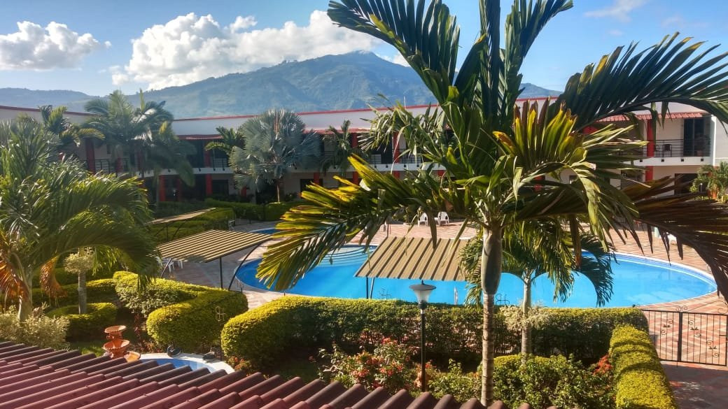 Hotel Balcones De La Pradera主图