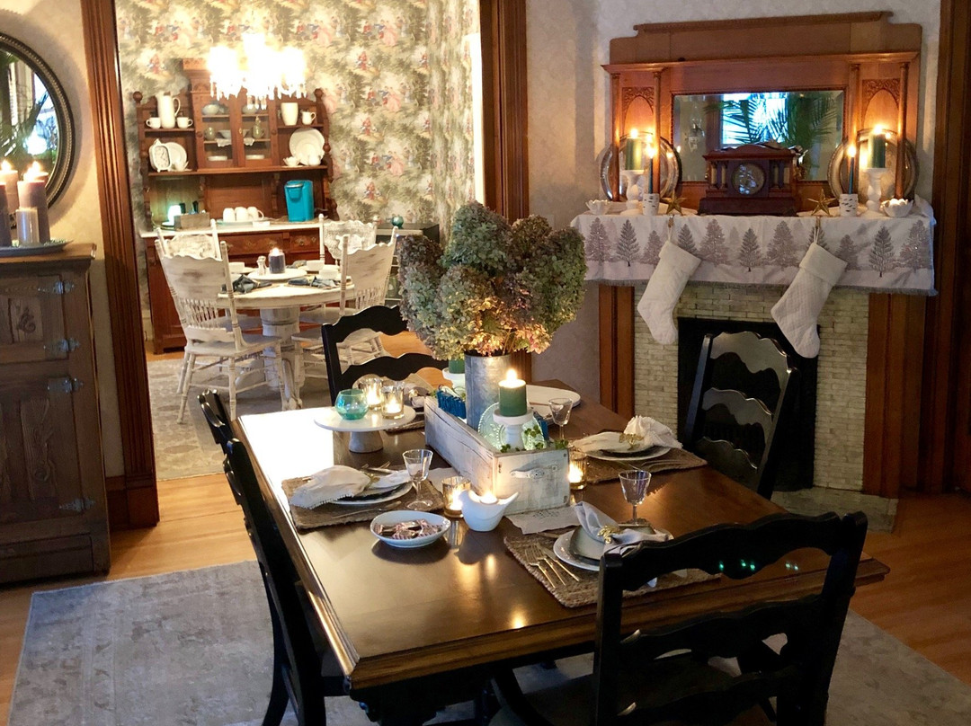 Pine Gardens Bed & Breakfast