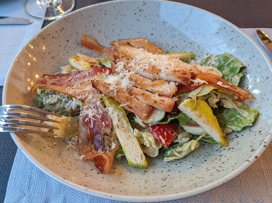 Vedmezhyi Dvir主图