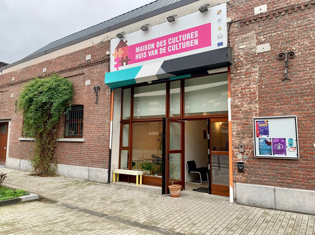 Maison des Cultures de Saint-Gilles-圣吉尔必去景点