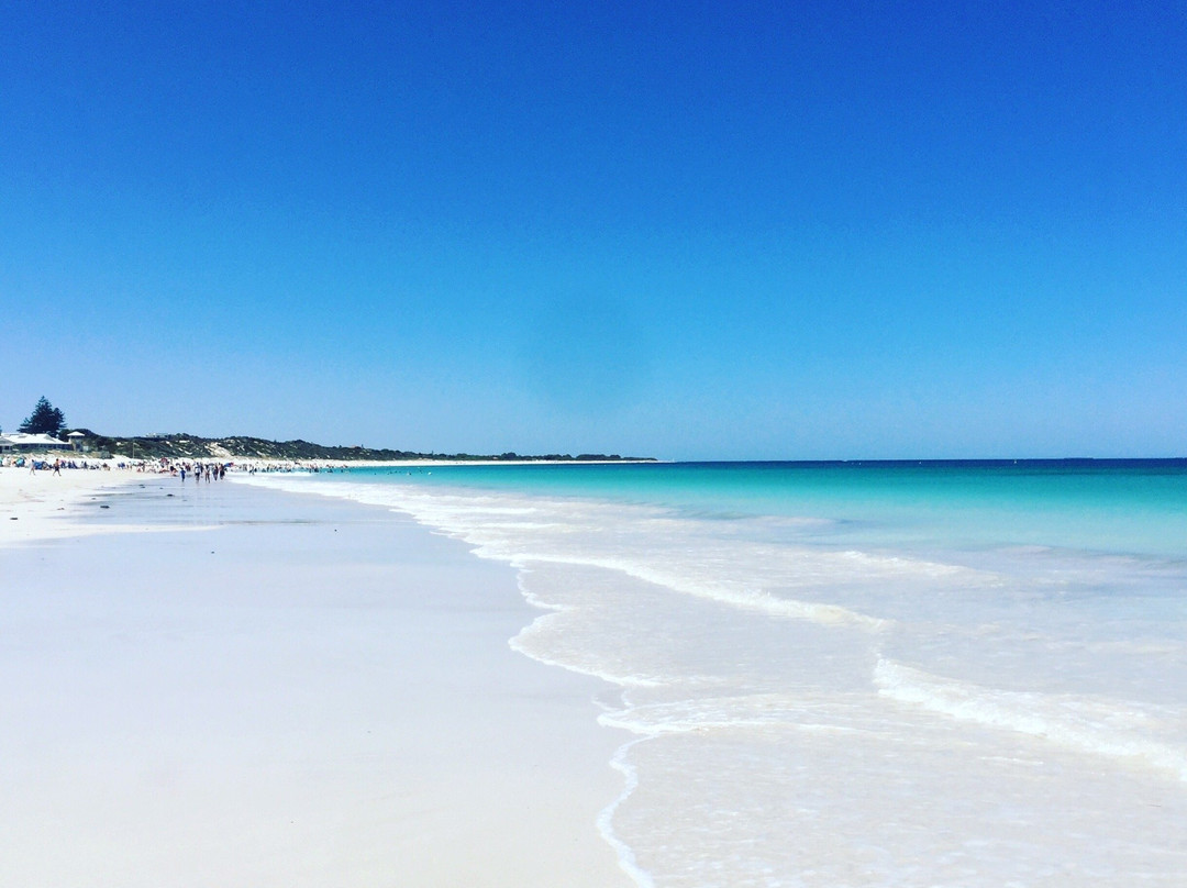Mullaloo Beach景点图片