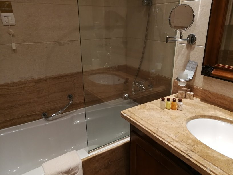 费斯塔冬宫酒店主图