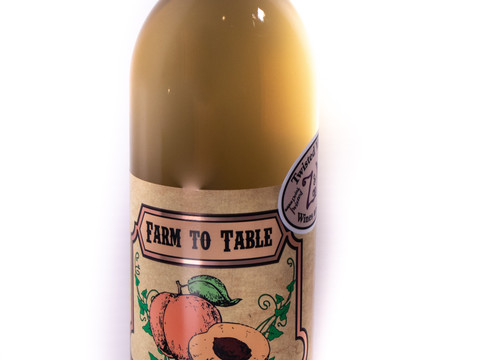 Z&M Twisted Vines Wines and Winery-Leavenworth必去景点