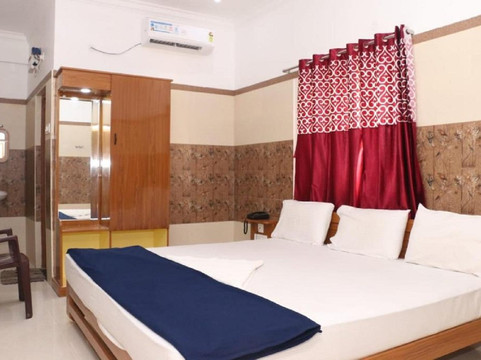 Saravanas 旅馆主图