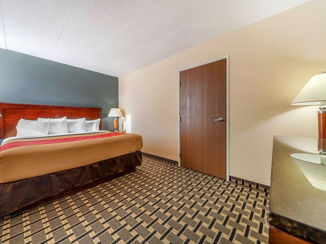 Econo Lodge Inn & Suites主图