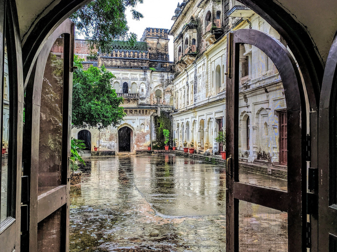 阿里布拉宫酒店主图