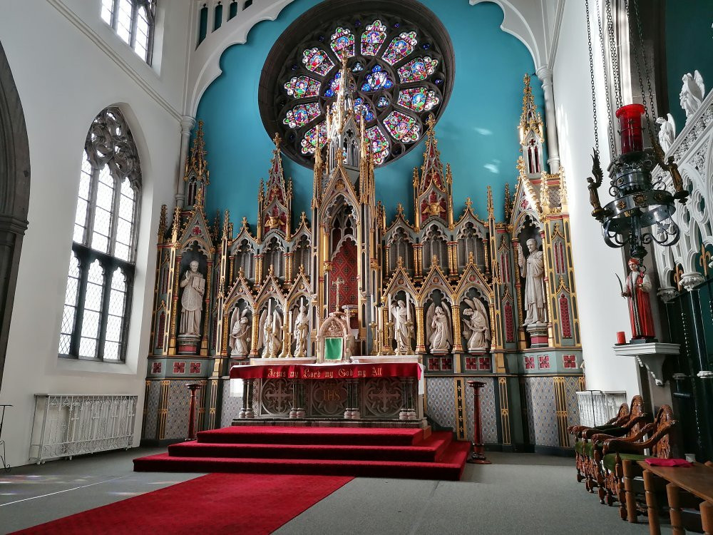 Holy Cross Church-圣海伦斯必去景点