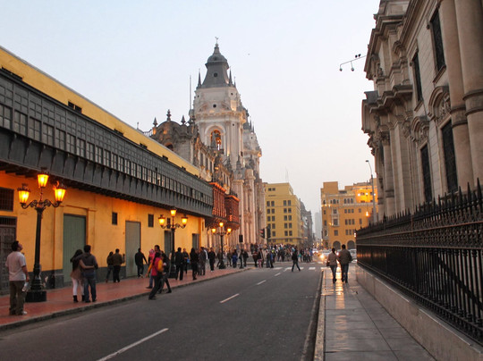 Mila Tour Guide-利马必去景点