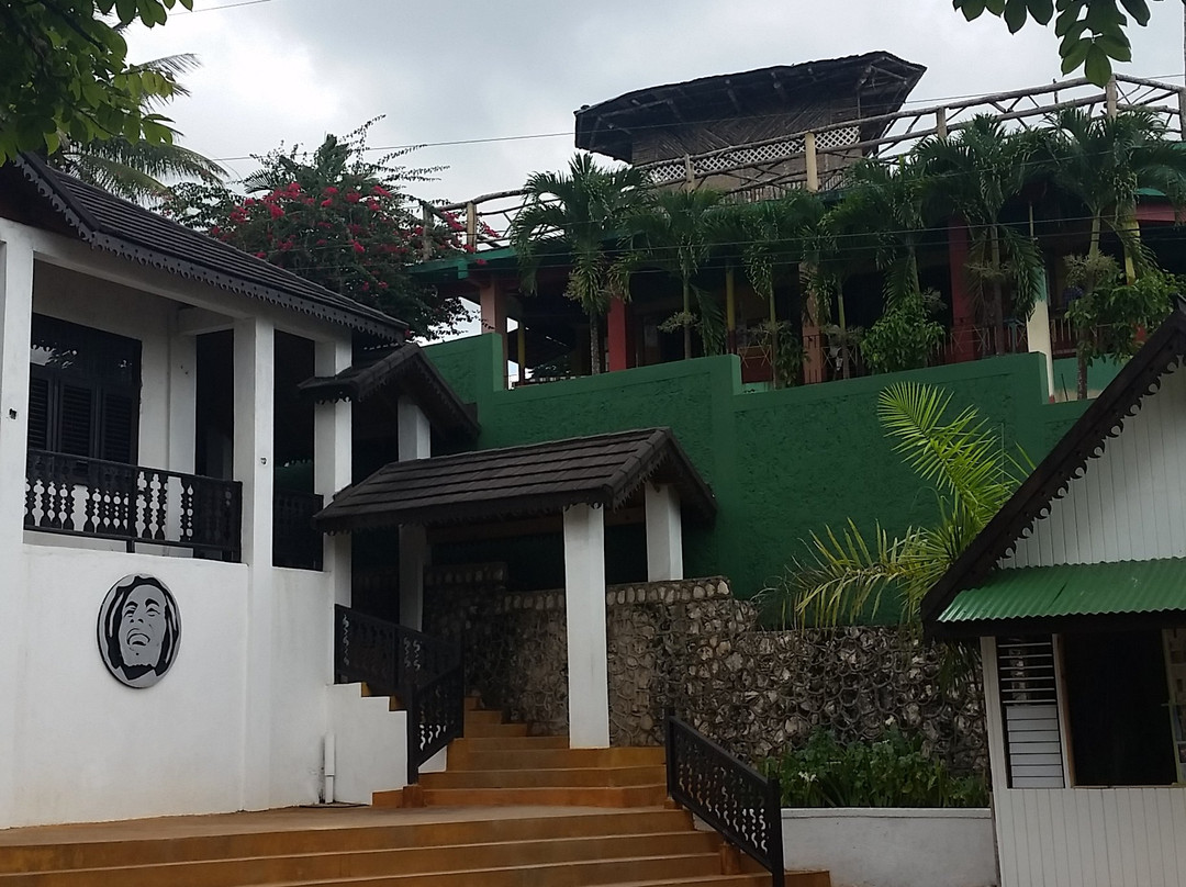 Bob Marley Mausoleum景点图片
