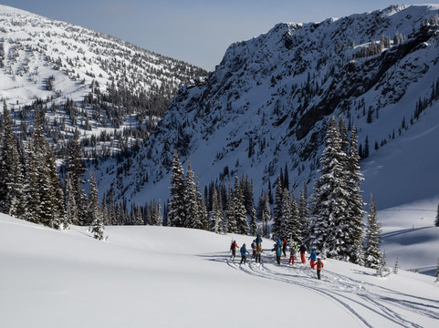 Selkirk Snowcat Skiing