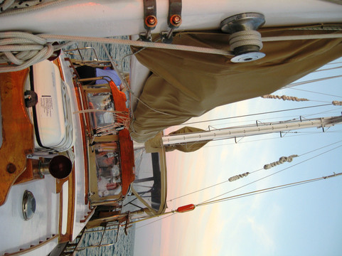 Witch of Endor Sailing Charters-Vineyard Haven必去景点