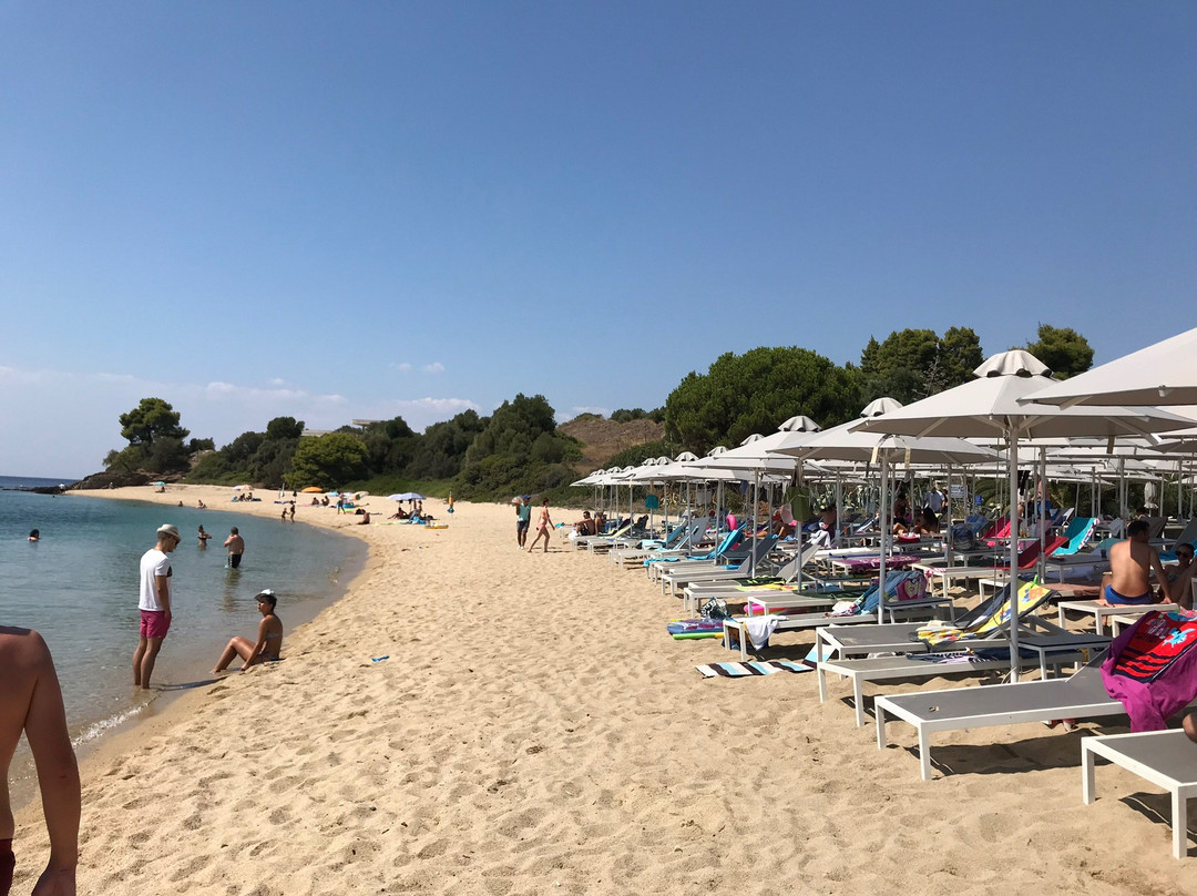 Lagomandra Beach Hotel主图