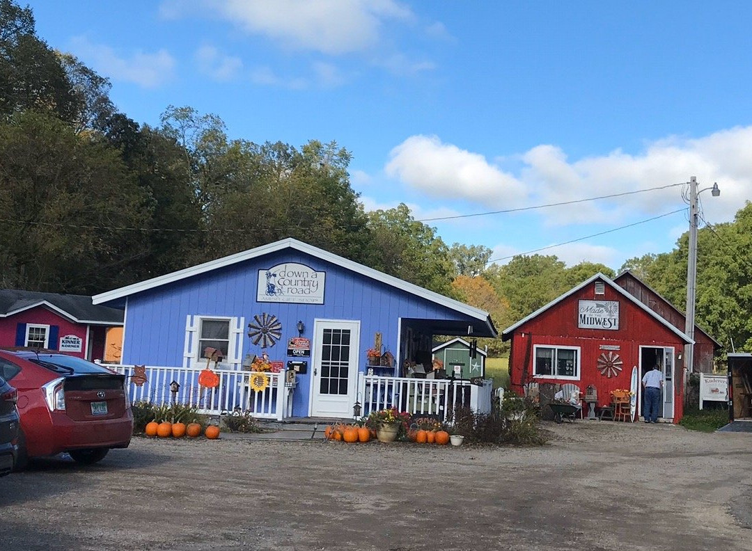 The Village Shops at Down A Country Road景点图片