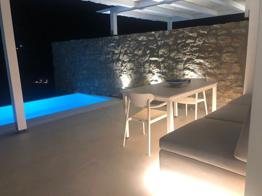 The Ammonite Resort主图