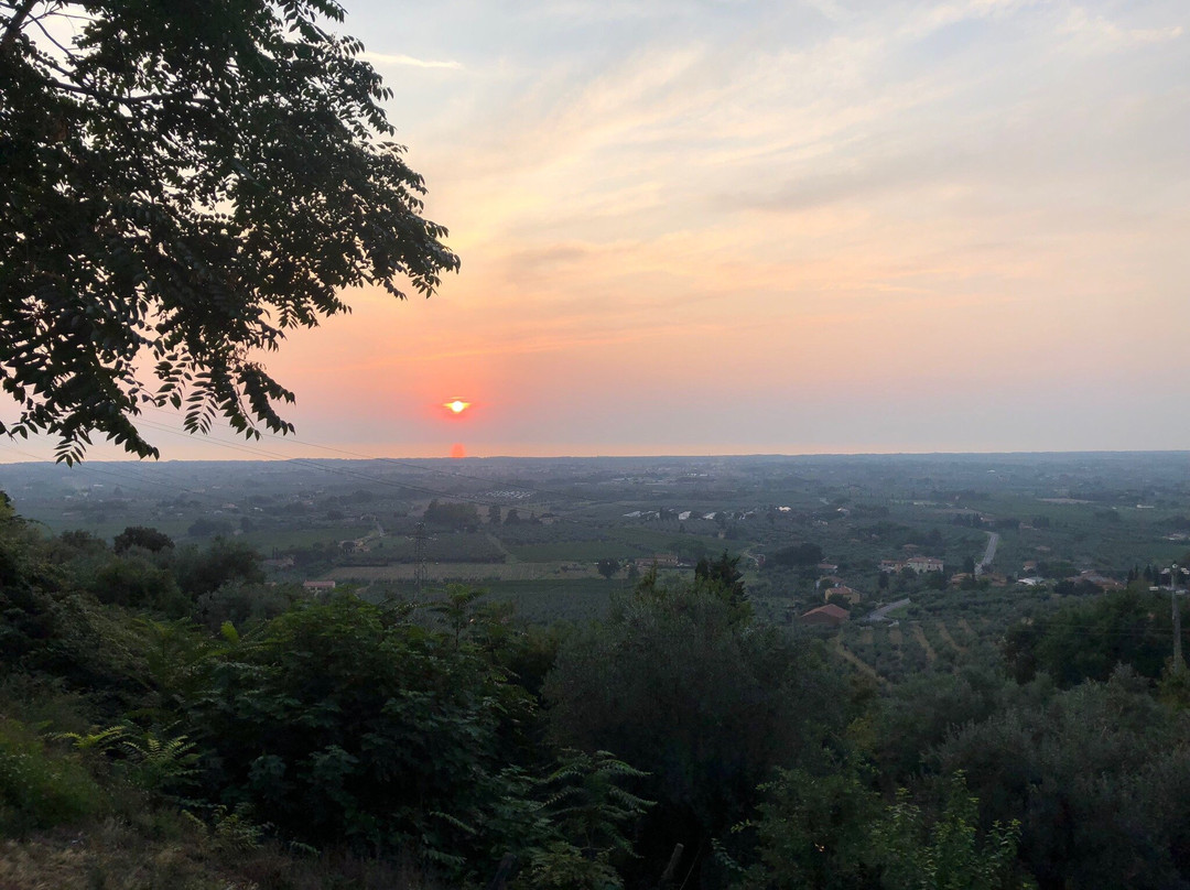 Castello di Castagneto Carducci-卡斯塔涅托卡杜奇必去景点