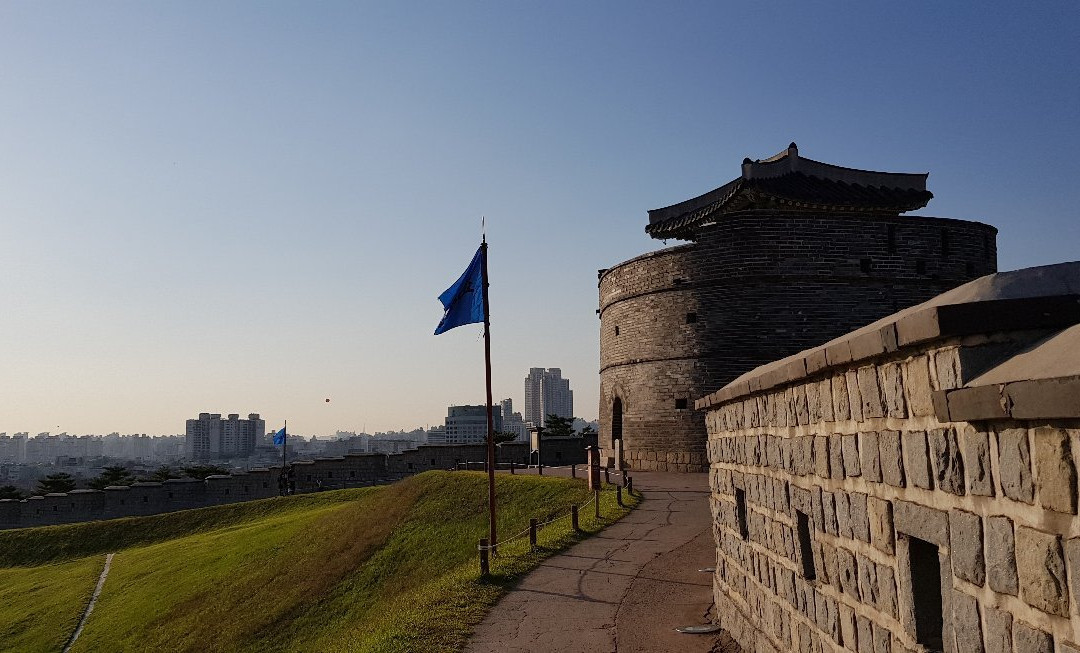 Yeonmudae (Dongjangdae)-水原市必去景点