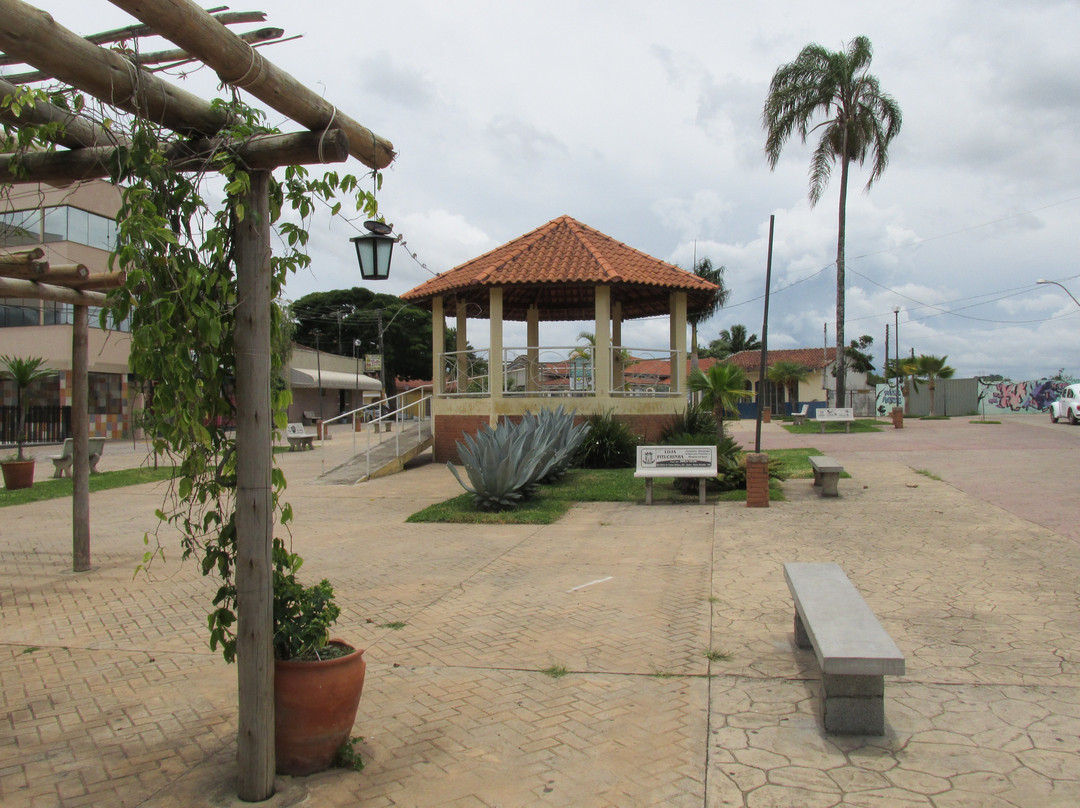 Prça Virgílio de Melo Franco-Bueno Brandao必去景点