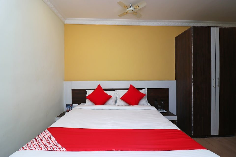 OYO 27602 Hotel Green Space主图