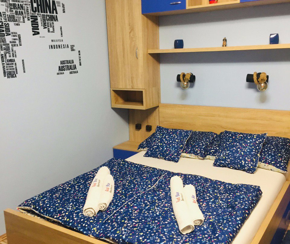 Design Apartments Red Blue主图