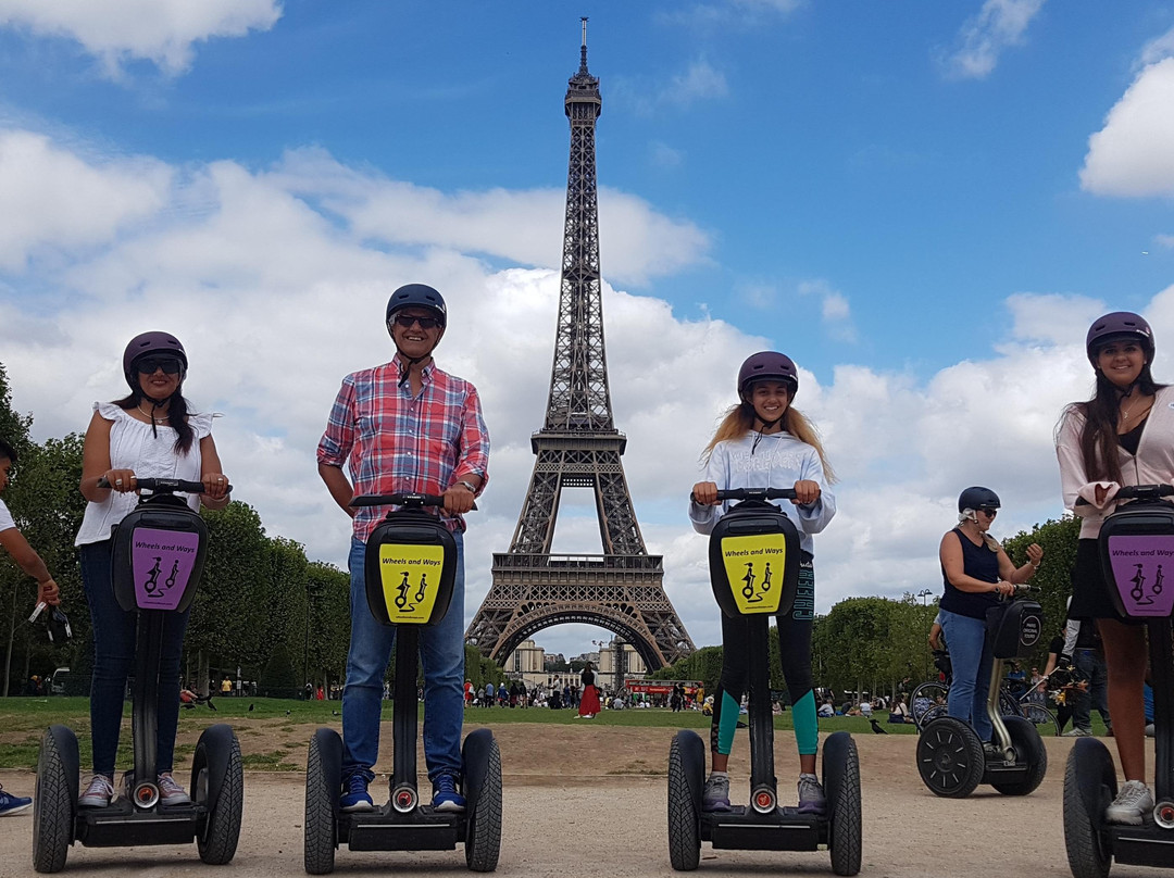 Wheels and Ways - Segway tours in Paris and Versailles-巴黎必去景点