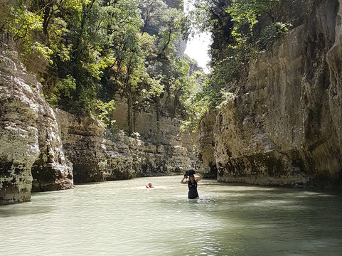 Berat Backpackers Hostel主图