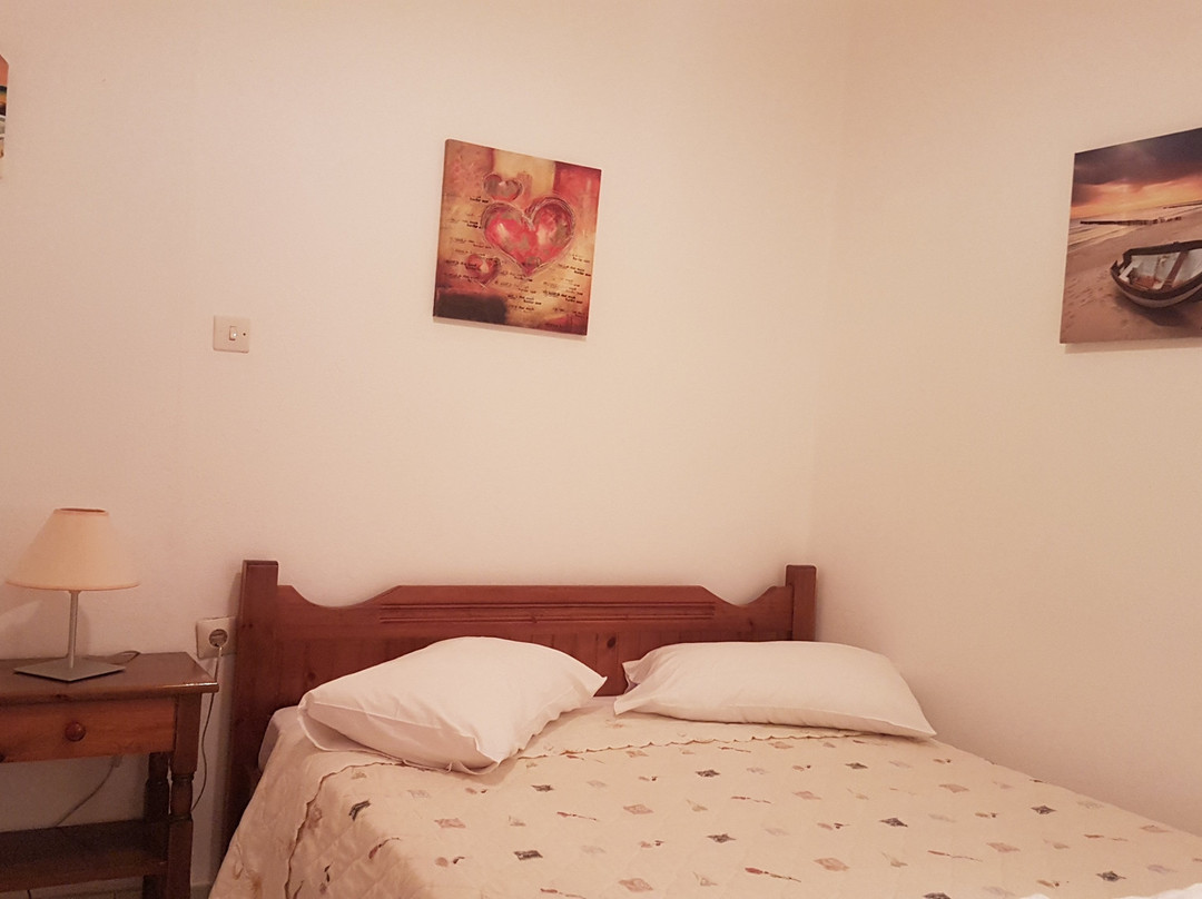 Kiveli Apartments主图