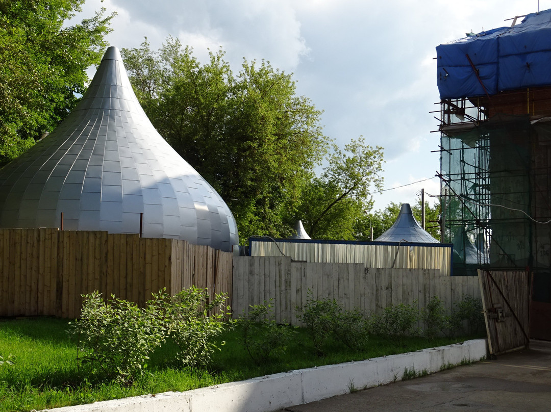 Church of Moscow Metropolitan Alexis-Khotkovo必去景点