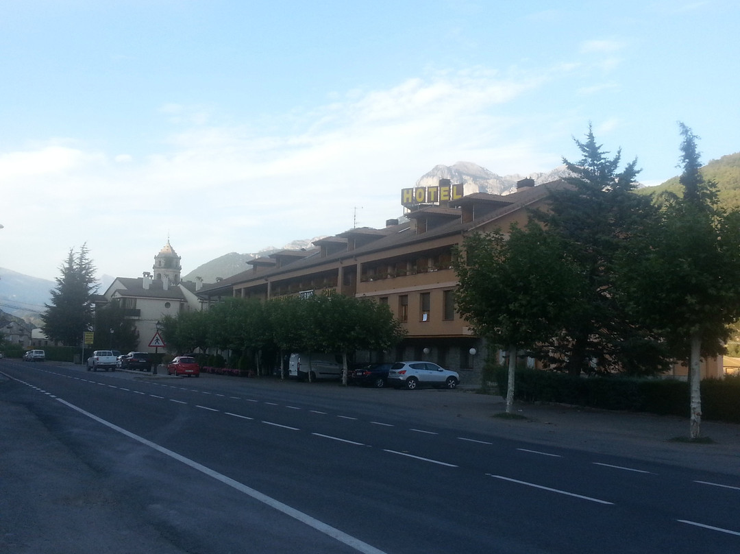 图尔摩酒店主图