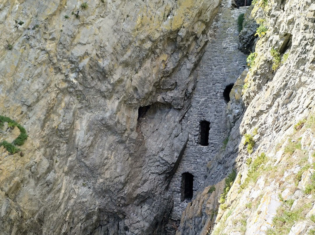 Culver Hole Cave景点图片