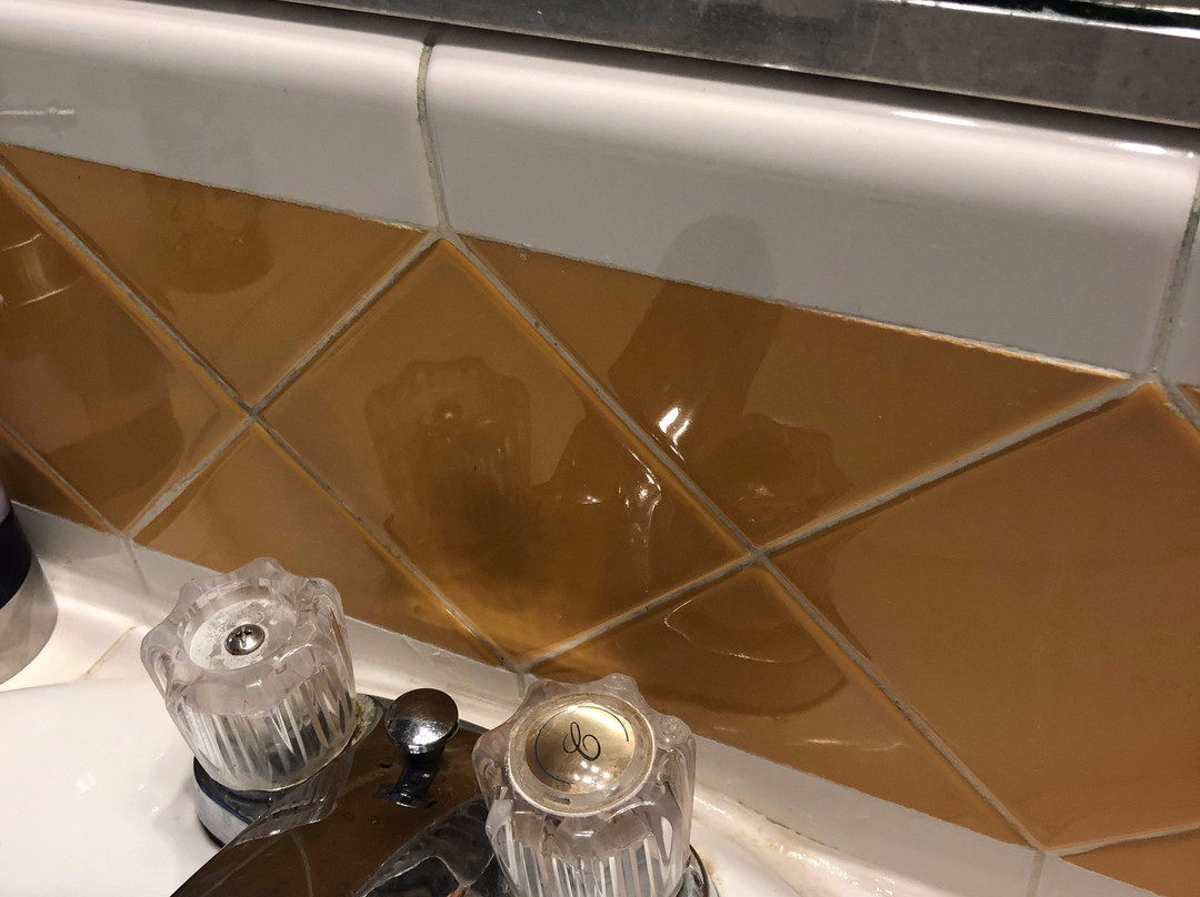 The Sea View Inn at the Beach主图